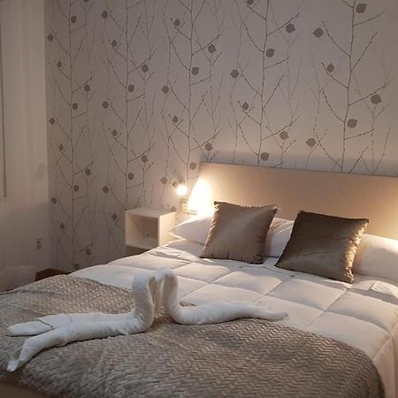 Apartamentos Shalom Ribadeo Exteriér fotografie