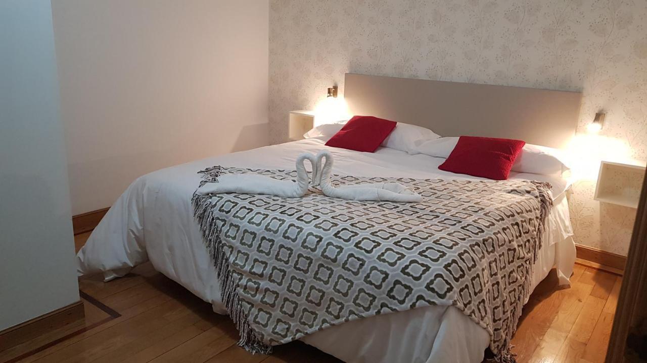 Apartamentos Shalom Ribadeo Exteriér fotografie